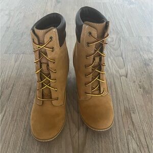 Timberland women’s Tillston high heel size 7.5